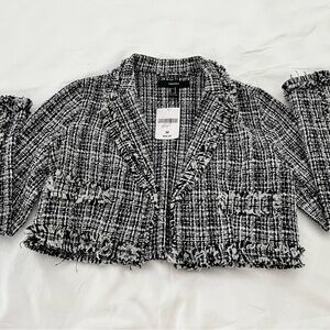 NWT Forever 21 Black and White Cropped Blazer